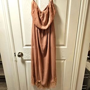 Dusty Pink Lightweight Lace Dress